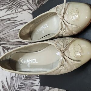 CHANEL Quilted Olive Green Ballet Flats Bow, Perfect Holidays,Cap Toe Size 38 EU